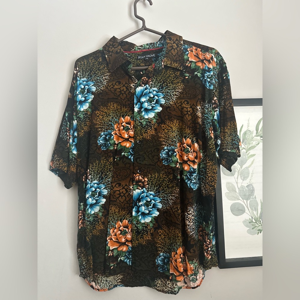 Body Glove Men's Floral Shirt - Brown, Blue, and Orange